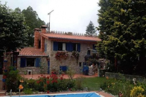 Holiday home with pool near Viana do Castelo